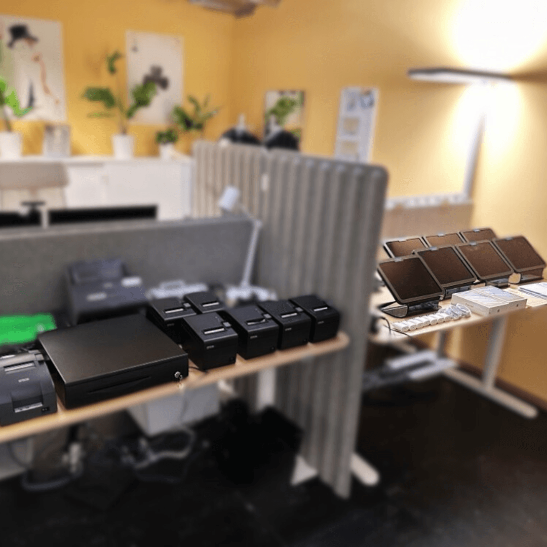 Vorbereitung eine neuen Installation beim Kunden mit iPads und Netzwerken für Neukunden