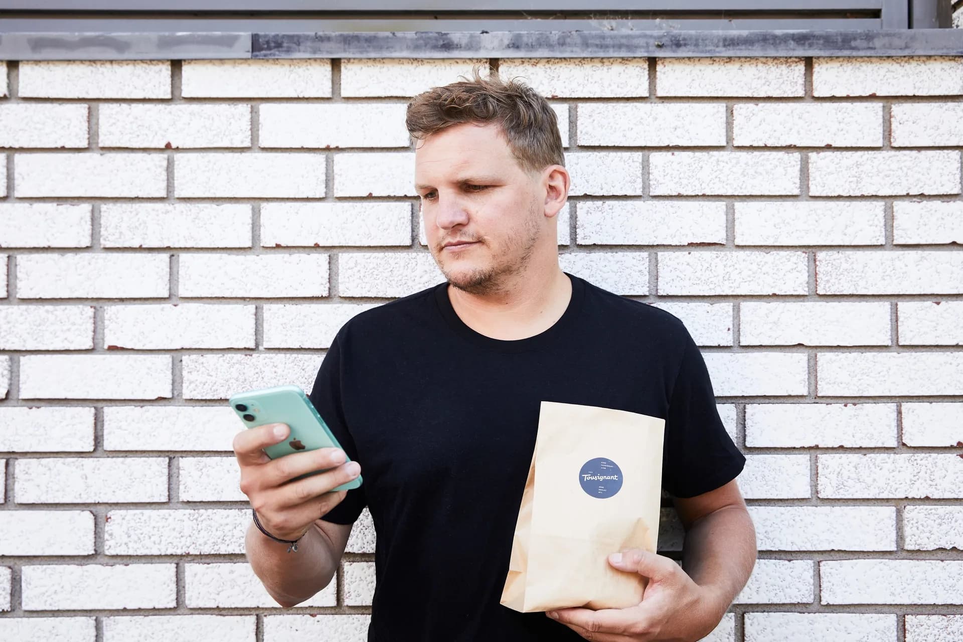 Über das Smartphone mit der Lightspeed Puls App hat man überall die Zahlen im Blick