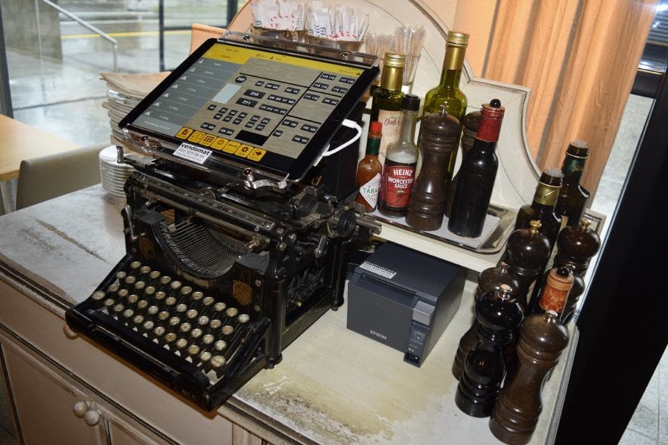 vendomat-ipad-kasse-vintagestyle-schreibmaschine-ipad.jpg